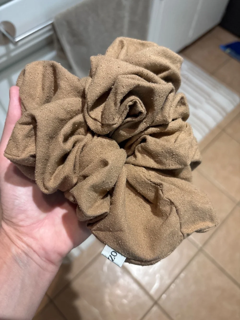 Ozma Big Silk Scrunchie